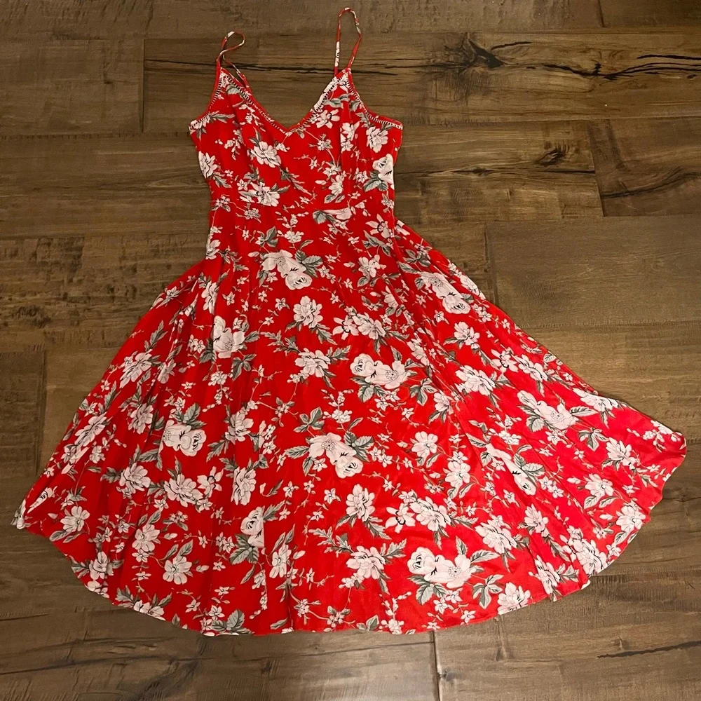 Lulus Red Floral Print Midi Dress - Picture 4 of 7